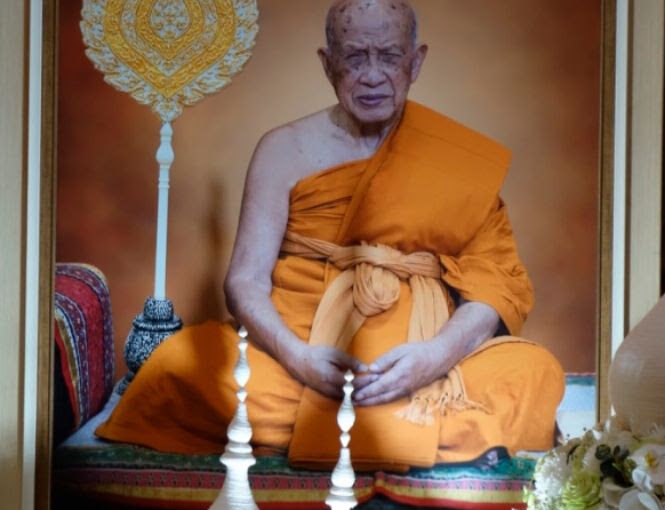 Gedenken an Ajahn Tong